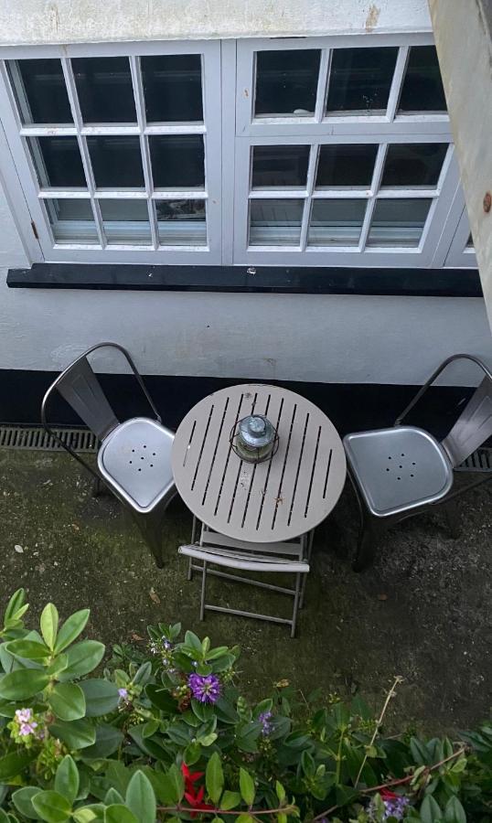 Monmouth House Apartments, Lyme Regis Old Town, Dog Friendly, Parking Екстер'єр фото