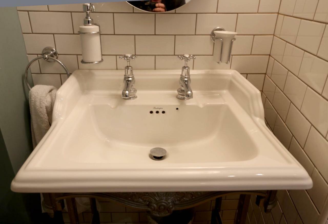 Monmouth House Apartments, Lyme Regis Old Town, Dog Friendly, Parking Екстер'єр фото